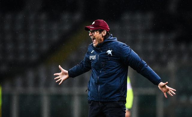 包含战术变阵奏效，球队瞬间逆转势头的词条